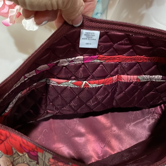 Vera Bradley on the go Crossbody purse - Picture 6 of 6